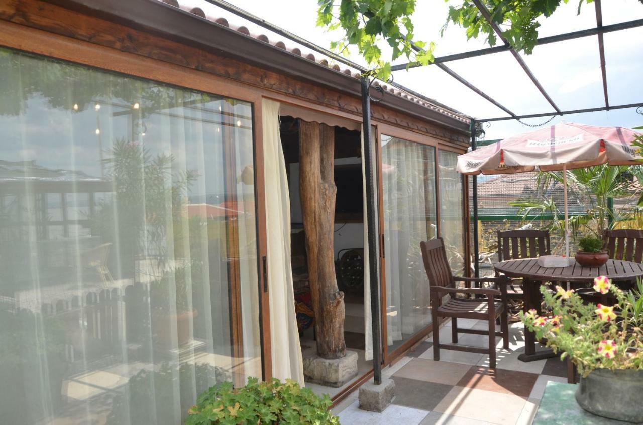 Guest House Amazonia Varna Buitenkant foto